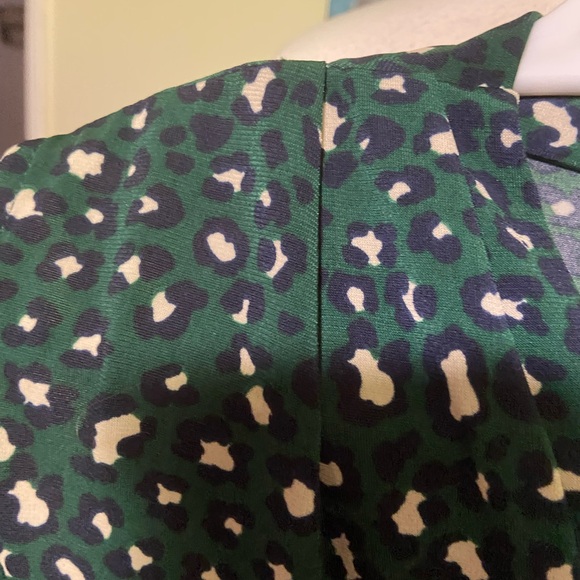 Beacon brand sleeveless top - Picture 8 of 8